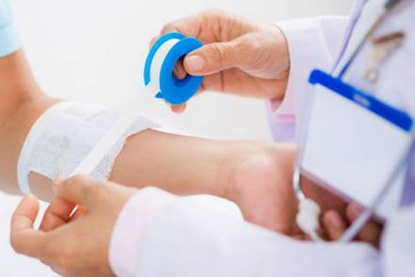 Yara ve Ostomi Bakımı: Sağlıkta ve Hastalıkta Özenli Adımlar 